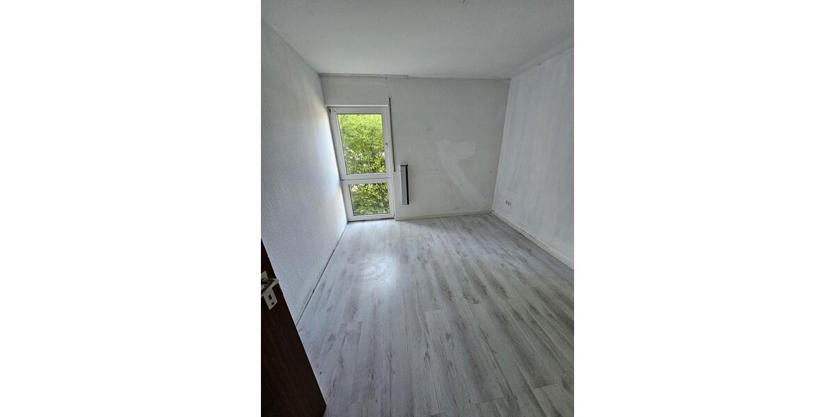 Erdgeschoßwohnung Marl - 3.5 Zimmer, 80 m&sup2;, 448&euro; | Angebot:23387169