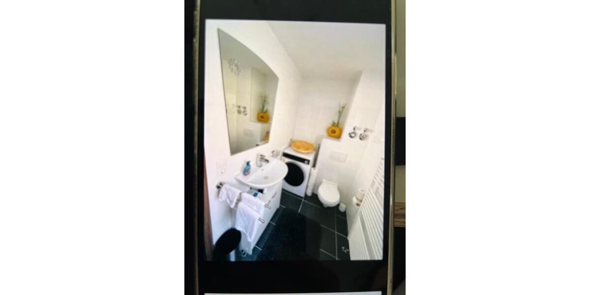 Erdgeschoßwohnung Königsbrunn - 2.5 Zimmer, 63 m&sup2;, 1.190&euro; | Angebot:25497530