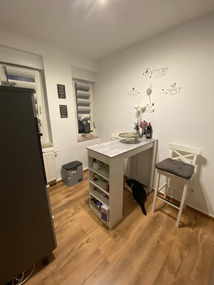 Bei VIVAWEST die Sonnenstrahlen auf dem eigenen Balkon genießen. 2 zimmer