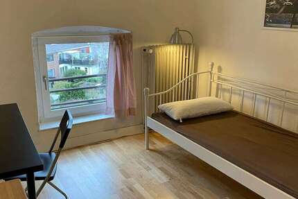 WG-Zimmer in Düsseldorf 590 € 12 m² zimmer