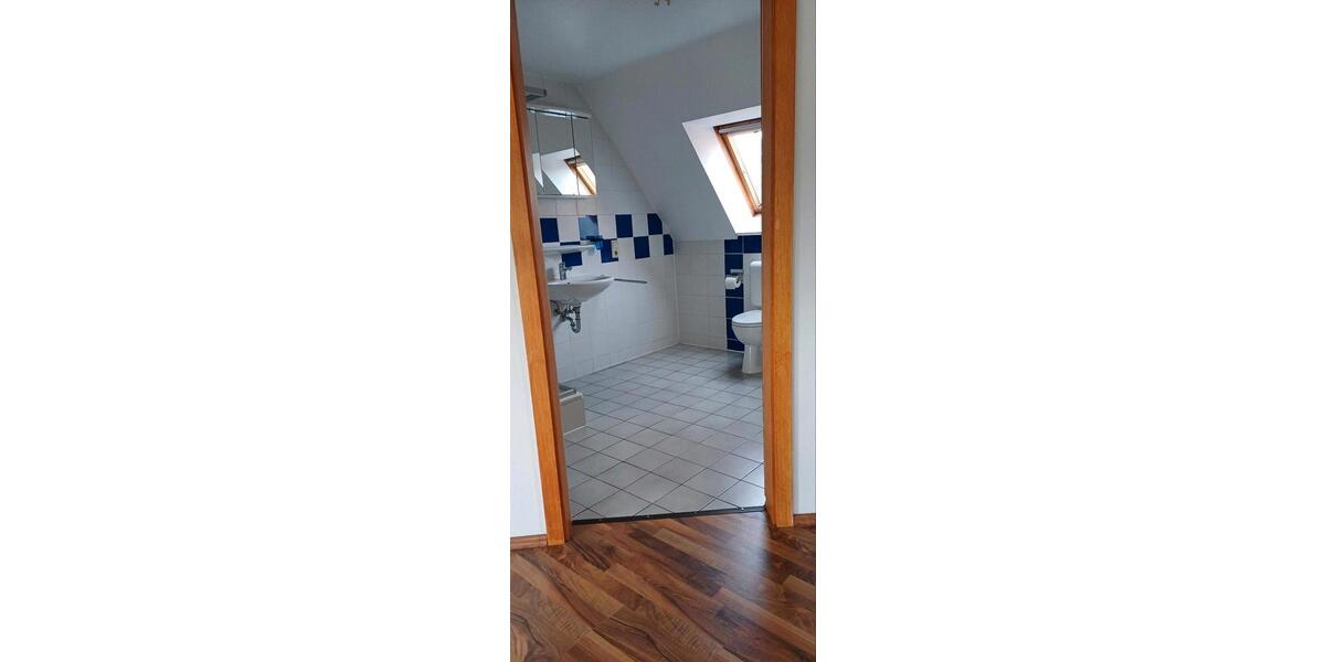 Dachgeschoßwohnung Twistringen - 2 Zimmer, 65 m&sup2;, 500&euro; | Angebot:25430987