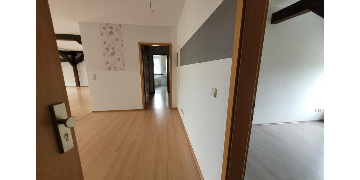 Etagenwohnung Möckern - 4 Zimmer, 93 m&sup2;, 853&euro; | Angebot:21655563