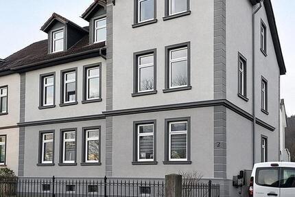 Schöne geräumige 3 Zi- Whg mit Gr. Garten, Kamin, Einbauküche uvm 3 zimmer