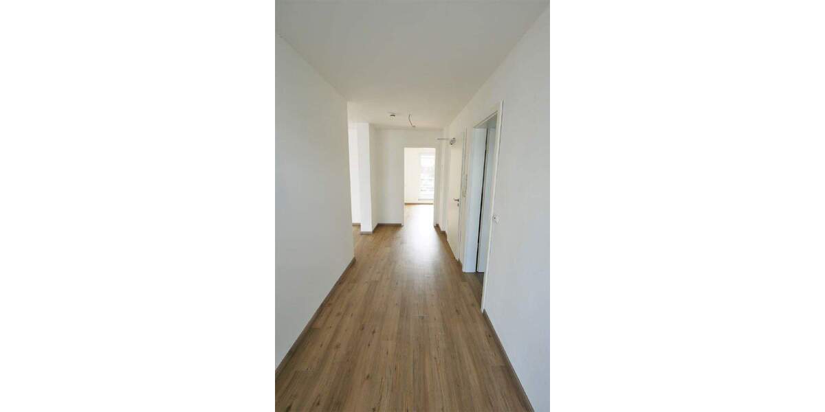 Etagenwohnung Coburg Ketschendorf - 2 Zimmer, 88 m&sup2;, 880&euro; | Angebot:25897943