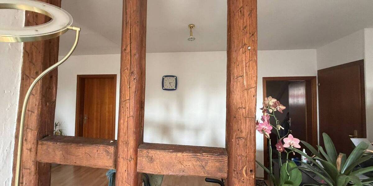 Etagenwohnung Bad Homburg vor der Höhe Bad Homburg - 5 Zimmer, 104 m&sup2;, 1.350&euro; | Angebot:26173660