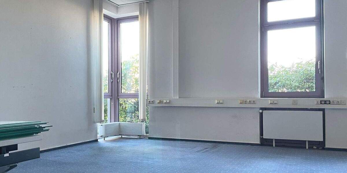 Gewerbeobjekt Bamberg Gereuth - 8 Zimmer, 338 m&sup2;, 2.960&euro; | Angebot:23952026