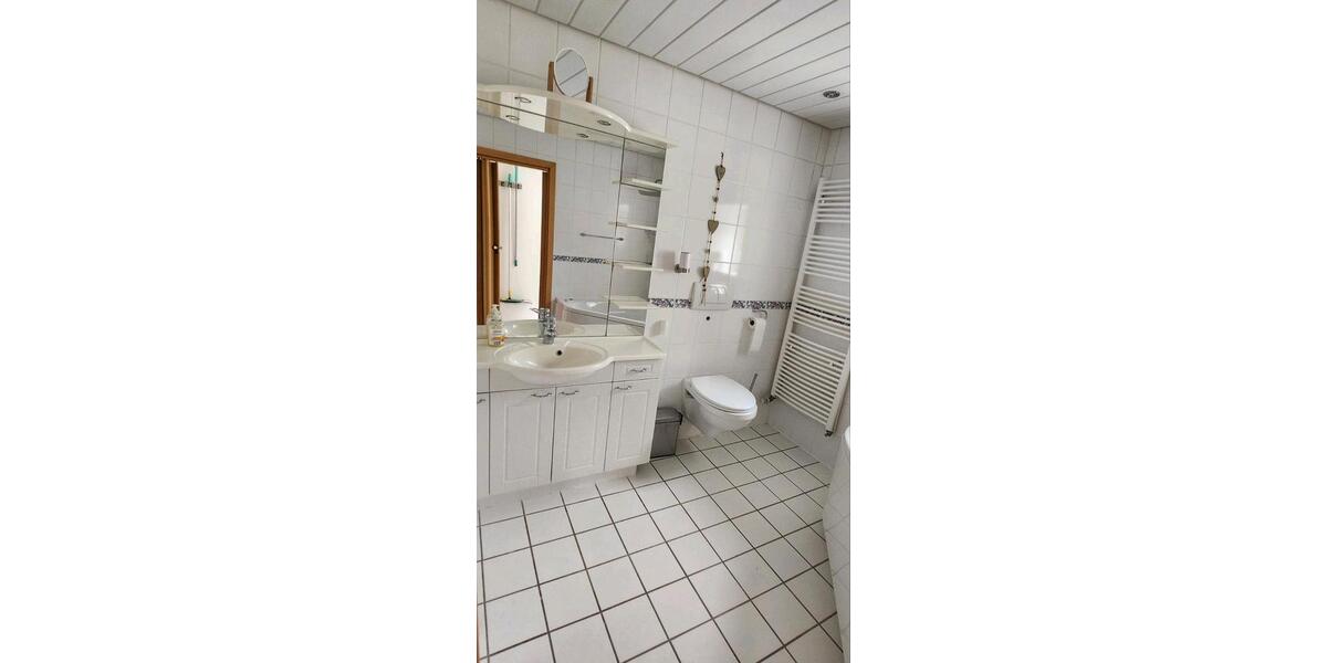 Etagenwohnung Merzig - 2 Zimmer, 100 m&sup2;, 890&euro; | Angebot:24654348