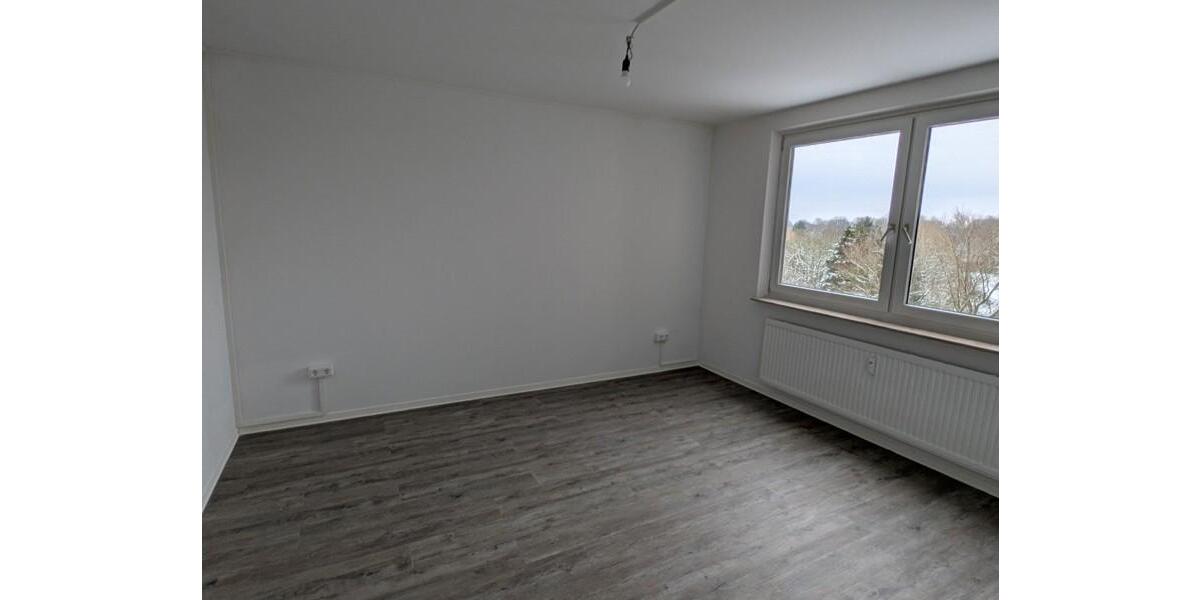 Etagenwohnung Kiel Wik - 4 Zimmer, 94 m&sup2;, 1.104&euro; | Angebot:24602536