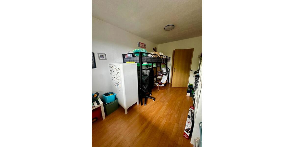 Erdgeschoßwohnung Amberg - 4.5 Zimmer, 120 m&sup2;, 750&euro; | Angebot:26589150