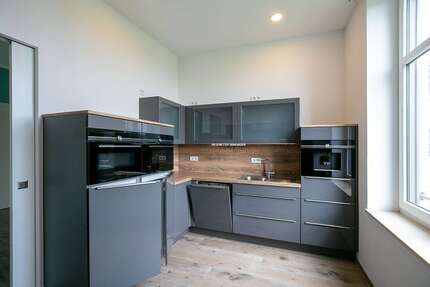 Wohnung Zwickau Marienthal - 5 Zimmer, 150 m&sup2;, 1.130&euro; | Angebot:27254863
