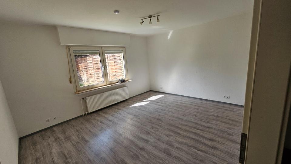 Etagenwohnung Wenden - 3 Zimmer, 105 m&sup2;, 990&euro; | Angebot:26120916