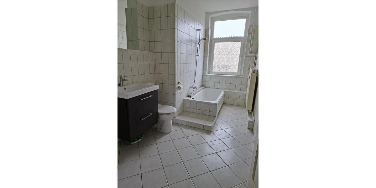 Etagenwohnung Jüterbog - 3 Zimmer, 83 m&sup2;, 550&euro; | Angebot:25430306