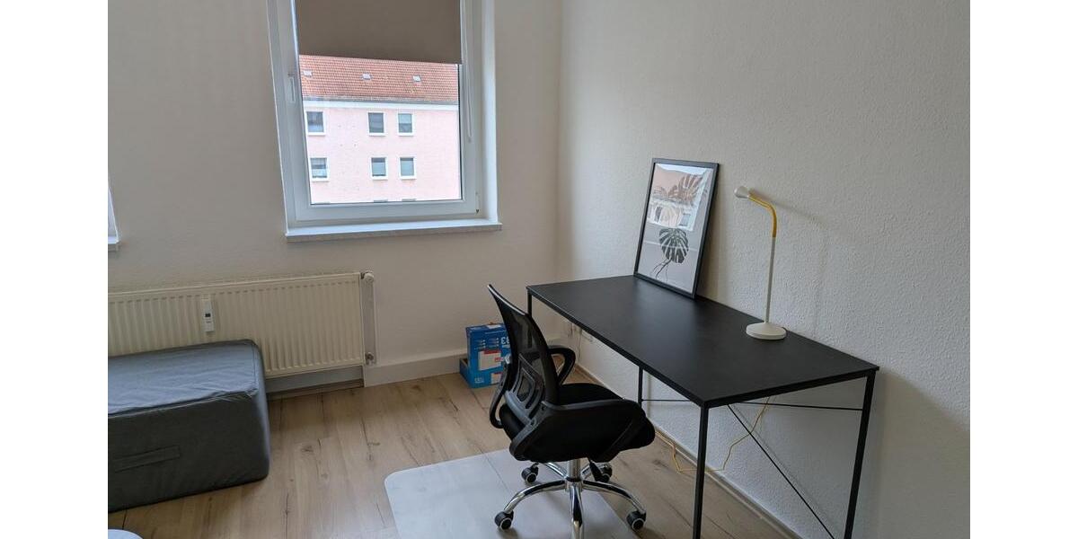 Etagenwohnung Görlitz Biesnitz - 1 Zimmer, 35 m&sup2;, 282&euro; | Angebot:25917460