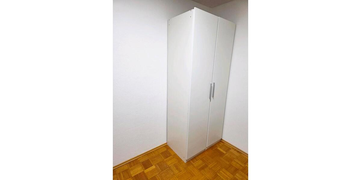 Wohnen auf Zeit Pfullingen - 1 Zimmer, 12 m&sup2;, 420&euro; | Angebot:26111656