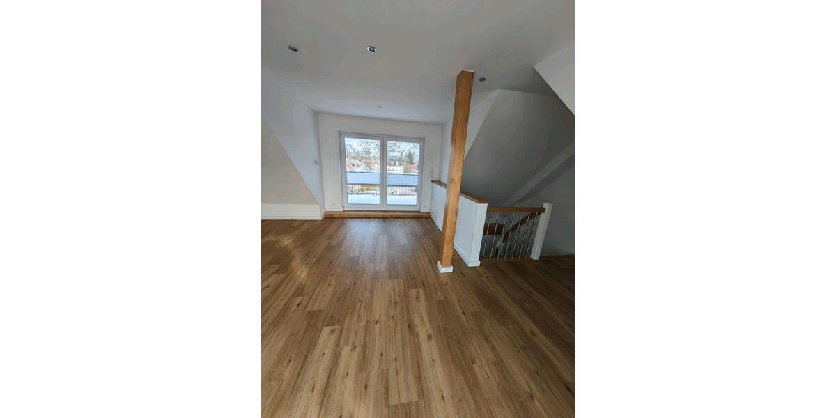 Maisonettenwohnung Aurich - 3 Zimmer, 107 m&sup2;, 960&euro; | Angebot:25046279