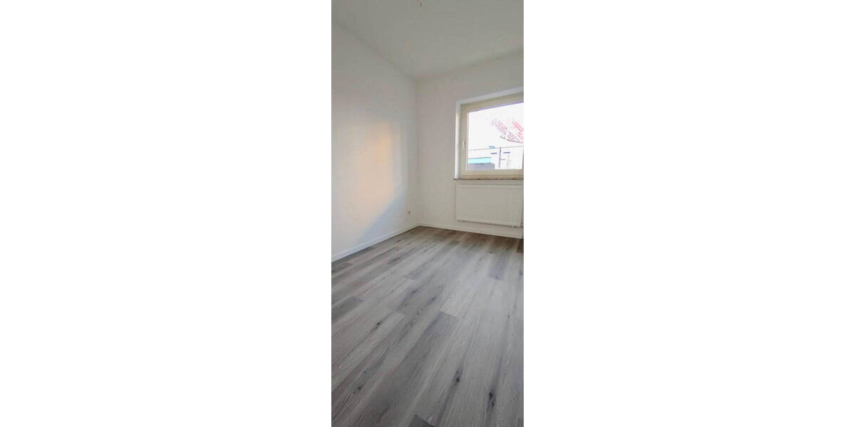 Etagenwohnung Paderborn OT Schloß Neuhaus Schloß Neuhaus - 3 Zimmer, 63 m&sup2;, 880&euro; | Angebot:26762622