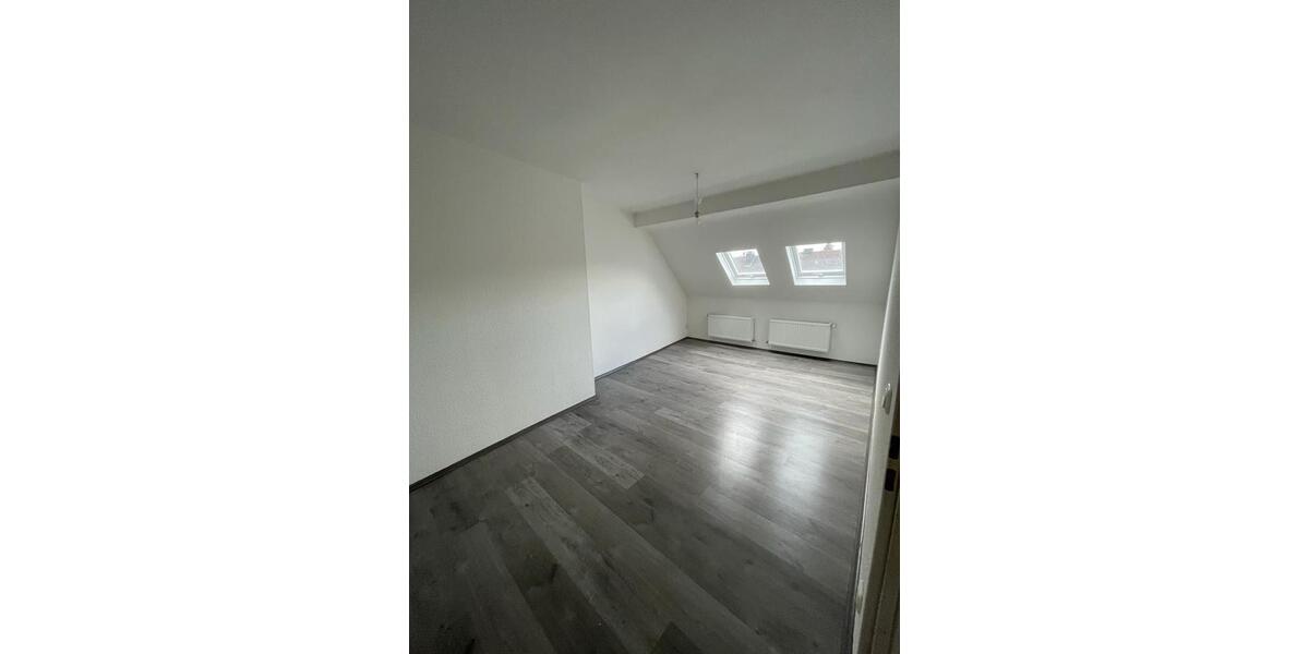 Maisonettenwohnung Essen Huttrop - 4 Zimmer, 85 m&sup2;, 540&euro; | Angebot:24361870