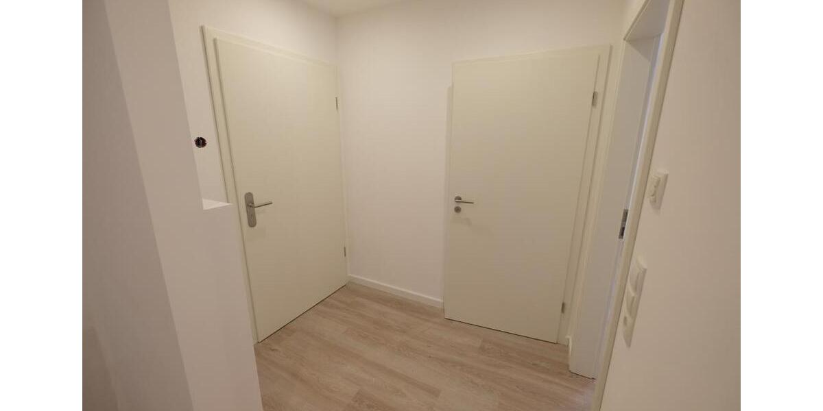 Zwei- Zimmer Erdgeschosswohnung mit Terrasse und kleinem Garten 2 zimmer