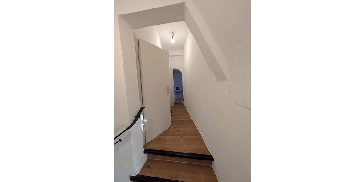 Etagenwohnung Schwäbisch Hall Tullauer Höhe - 3 Zimmer, 125 m&sup2;, 1.100&euro; | Angebot:25801403