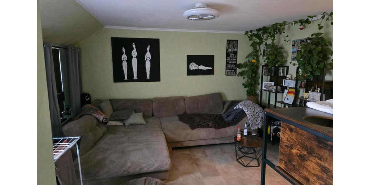 Dachgeschoßwohnung Niedenstein - 3 Zimmer, 68 m&sup2;, 925&euro; | Angebot:26454165