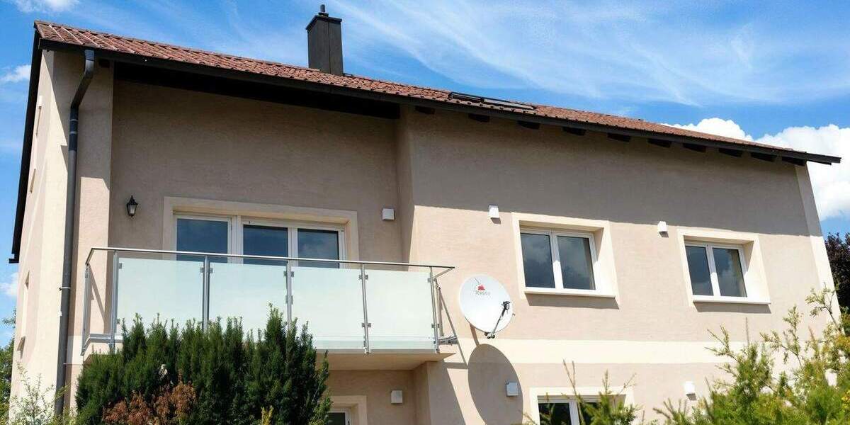 Etagenwohnung Amberg - 3 Zimmer, 86 m&sup2;, 840&euro; | Angebot:24451011