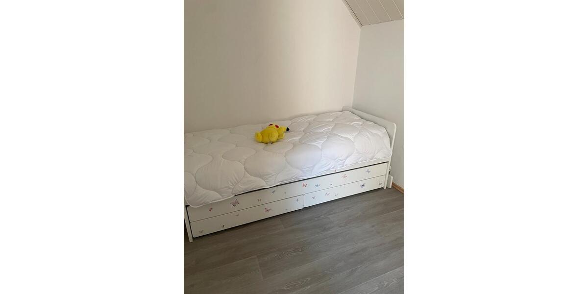 Wohnen auf Zeit Artern - 4 Zimmer, 98 m&sup2;, 59&euro; | Angebot:26580030