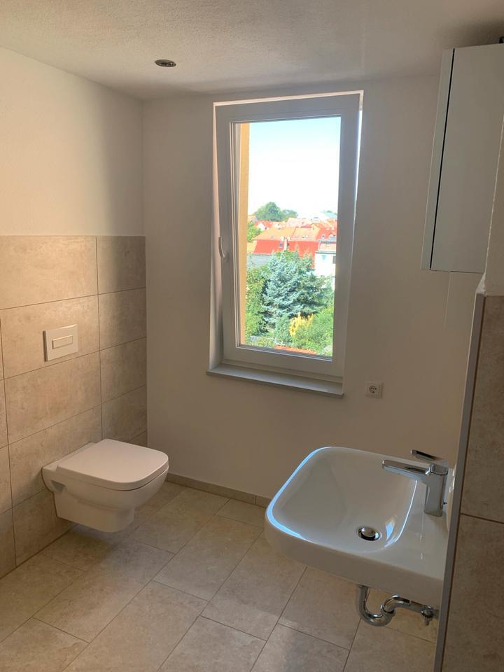 Kernsanierte 2-Raum-Wohnung mit EBK, Dr.-Külz-Straße 23