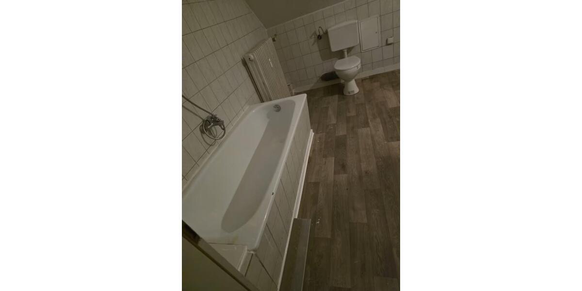 Etagenwohnung Dörentrup - 4 Zimmer, 100 m&sup2;, 590&euro; | Angebot:24753164