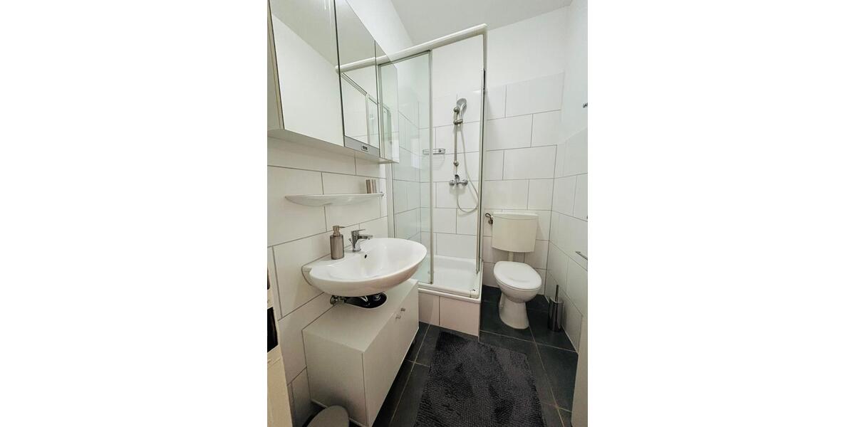 Wohnen auf Zeit Düsseldorf Oberbilk - 1 Zimmer, 42 m&sup2;, 1.250&euro; | Angebot:24477381