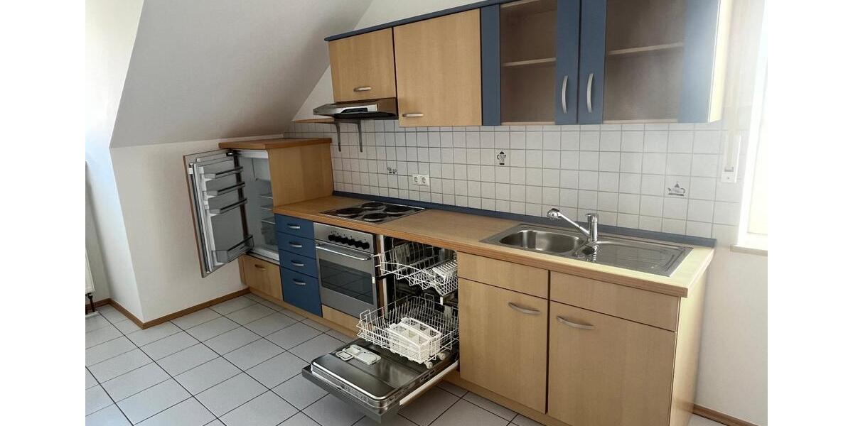 Dachgeschoßwohnung Deggendorf - 2 Zimmer, 59 m&sup2;, 650&euro; | Angebot:26135683