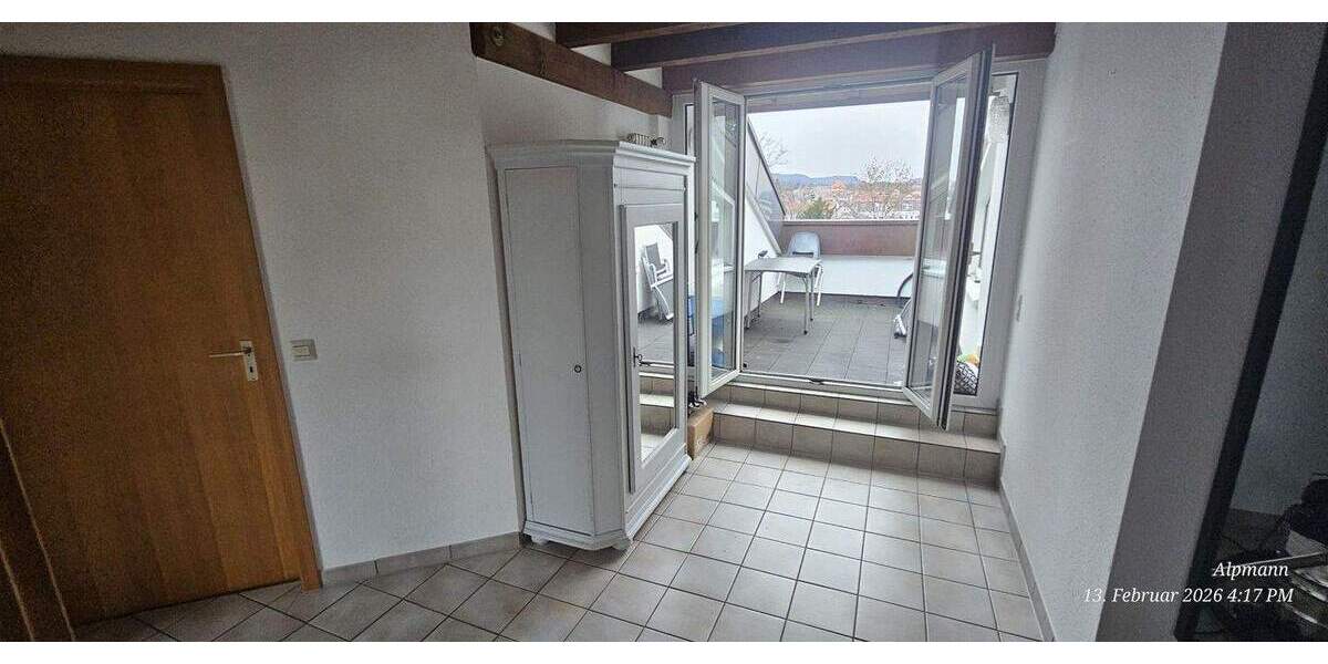 Etagenwohnung Reutlingen Innenstadt - 3 Zimmer, 88 m&sup2;, 965&euro; | Angebot:25089185