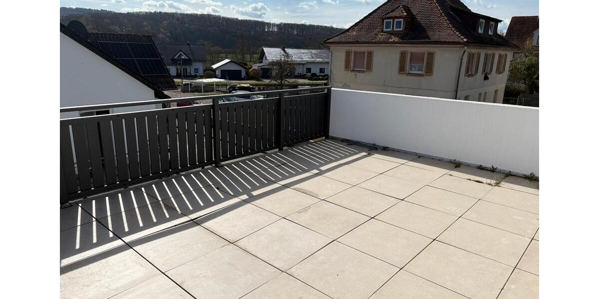 Etagenwohnung Lahntal - 3 Zimmer, 90 m&sup2;, 980&euro; | Angebot:26047264