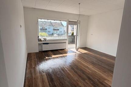 Wohnung Saarbrücken West - 3 Zimmer, 63 m&sup2;, 600&euro; | Angebot:26210910