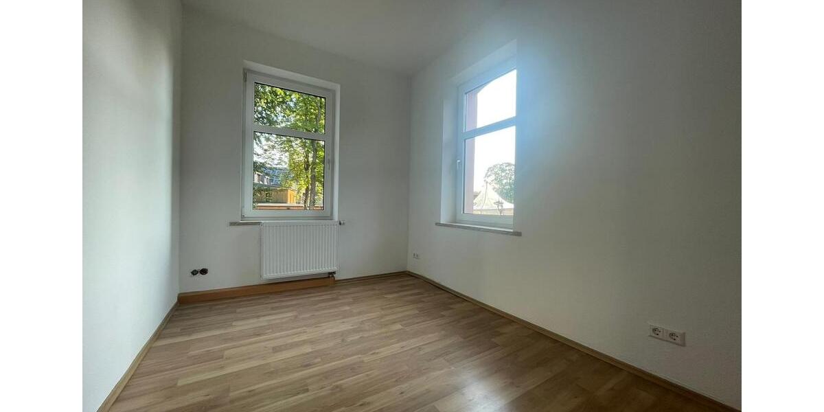 Erdgeschoßwohnung Zwönitz - 2 Zimmer, 37 m&sup2;, 300&euro; | Angebot:23735868