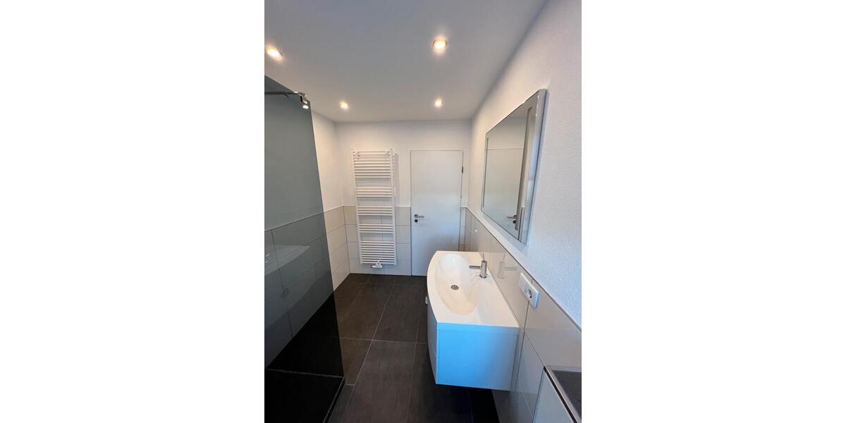 Erdgeschoßwohnung Meschede - 2 Zimmer, 70 m&sup2;, 570&euro; | Angebot:26462855