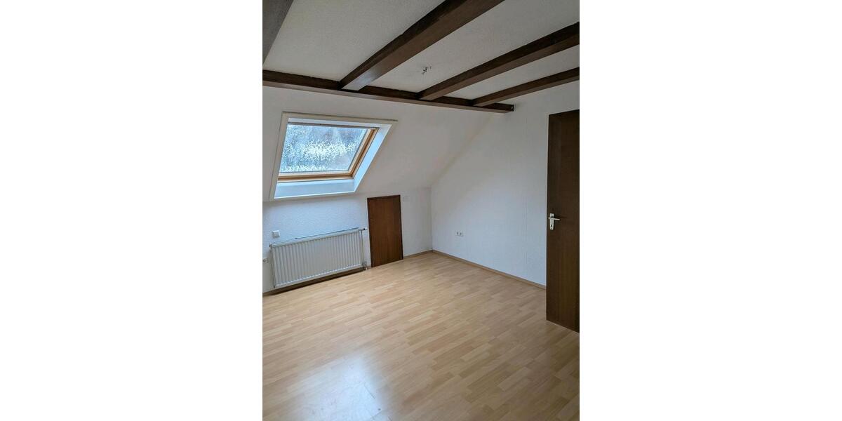 Dachgeschoßwohnung Lauchheim - 3 Zimmer, 76 m&sup2;, 620&euro; | Angebot:25350375