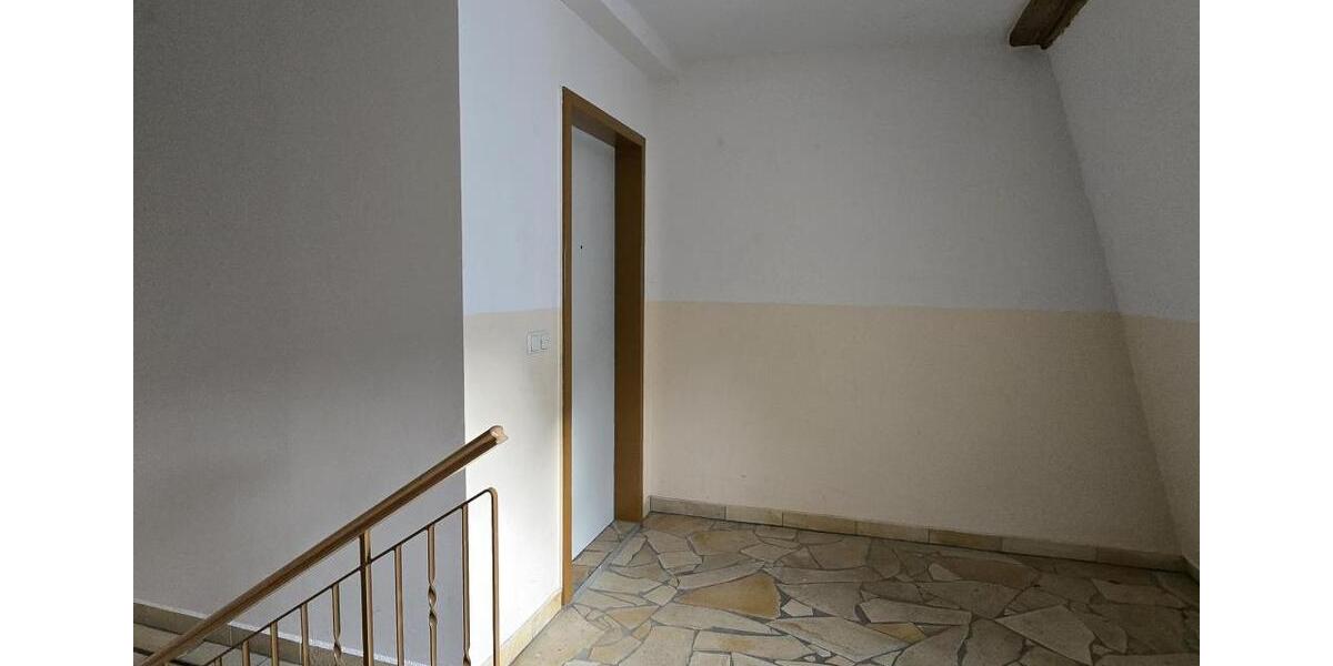 4-Zimmer Wohnung, frisch saniert und bezugsfertig (A1647) 4 zimmer