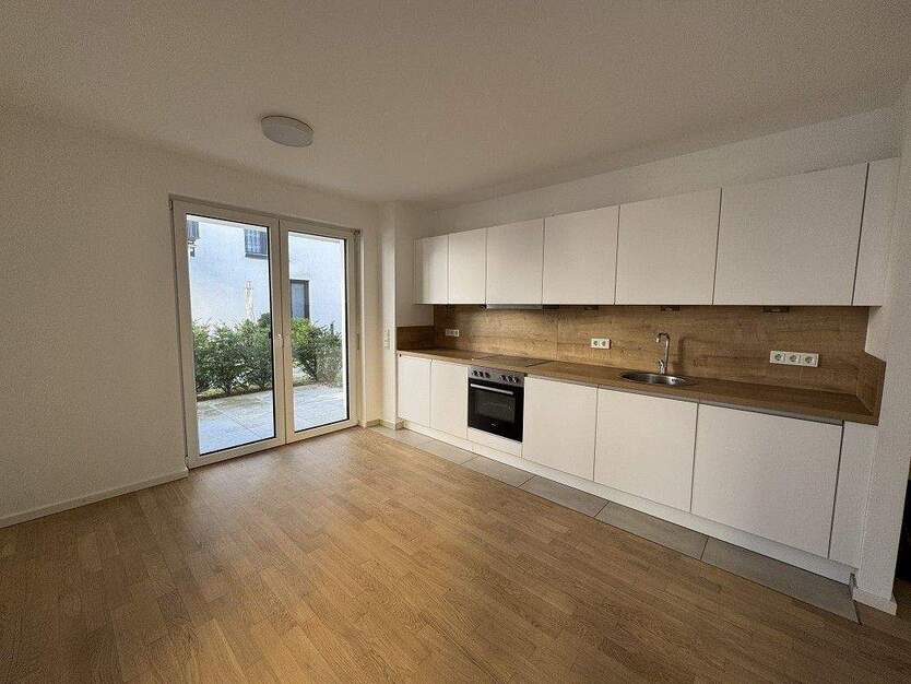 TRIER - nahe Zentrum - Moderne 2 Zimmer Wohnung mit Stellplatz und Terrasse 2 zimmer