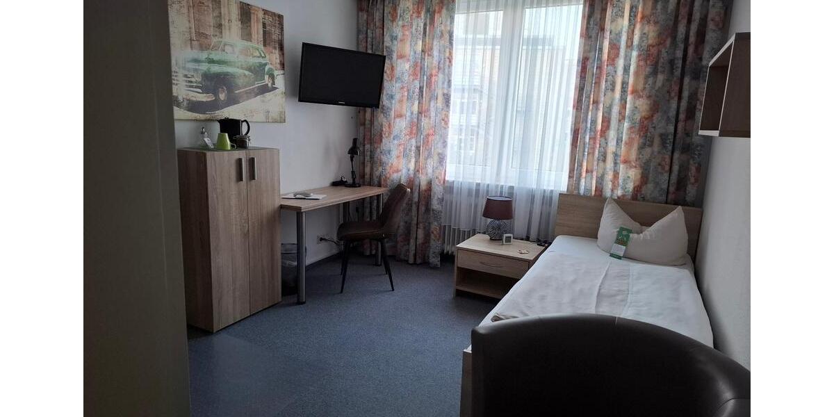 Etagenwohnung Halle - 1 Zimmer, 19 m&sup2;, 580&euro; | Angebot:25882228