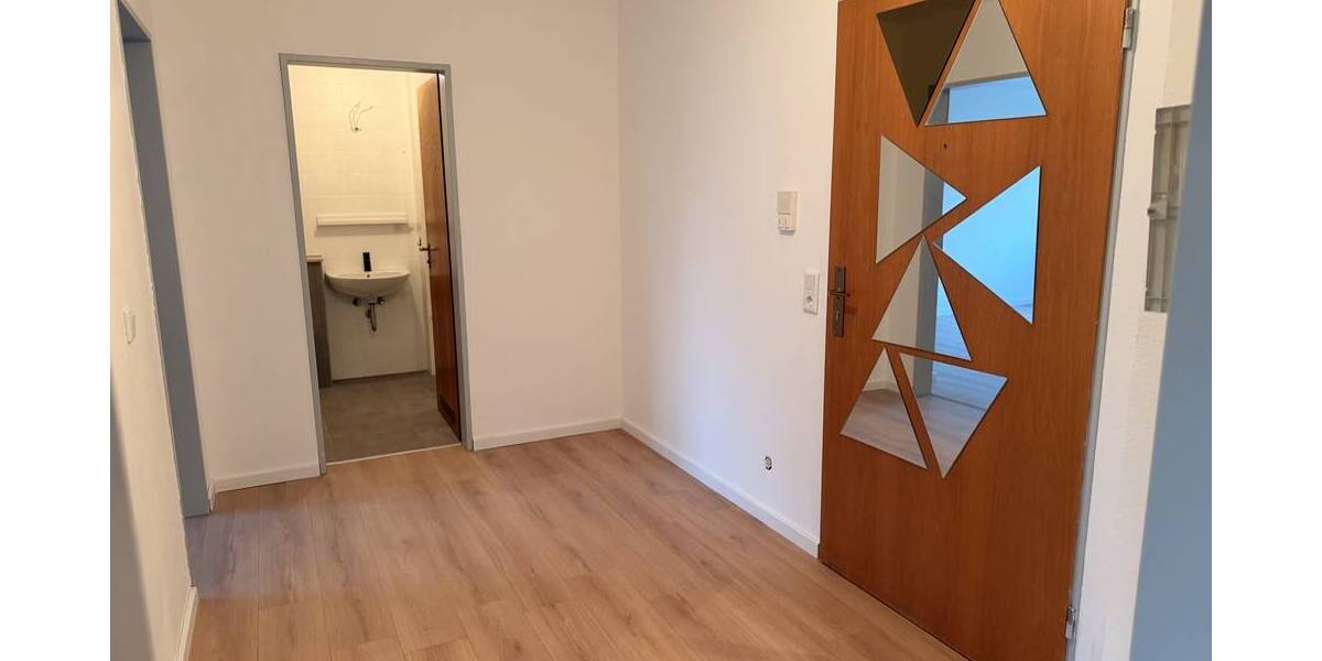 Etagenwohnung Weißenburg - 2 Zimmer, 68 m&sup2;, 590&euro; | Angebot:26555265