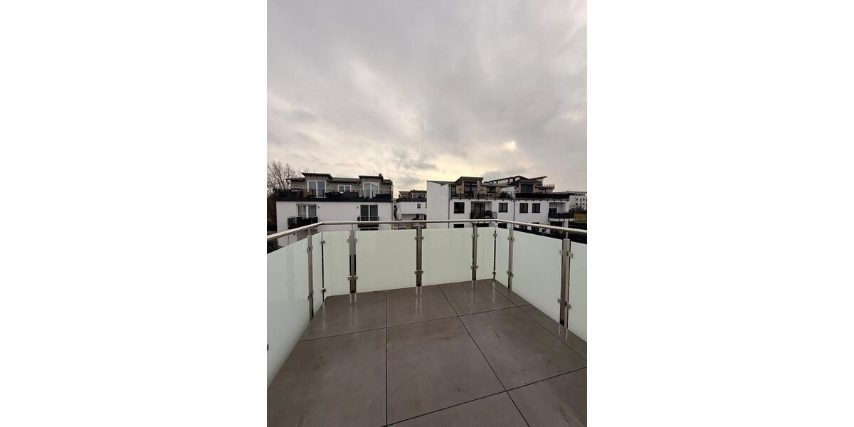 Etagenwohnung Offenbach am Main Bieber - 4 Zimmer, 137 m&sup2;, 2.250&euro; | Angebot:23908355