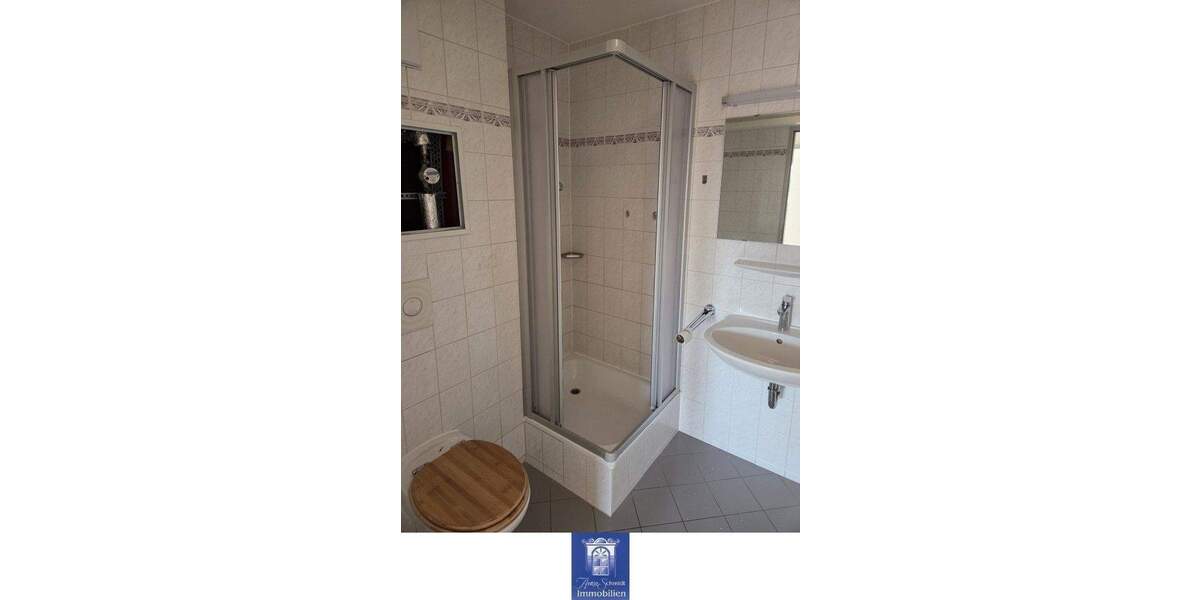 Etagenwohnung Senftenberg - 2 Zimmer, 72 m&sup2;, 460&euro; | Angebot:25781181