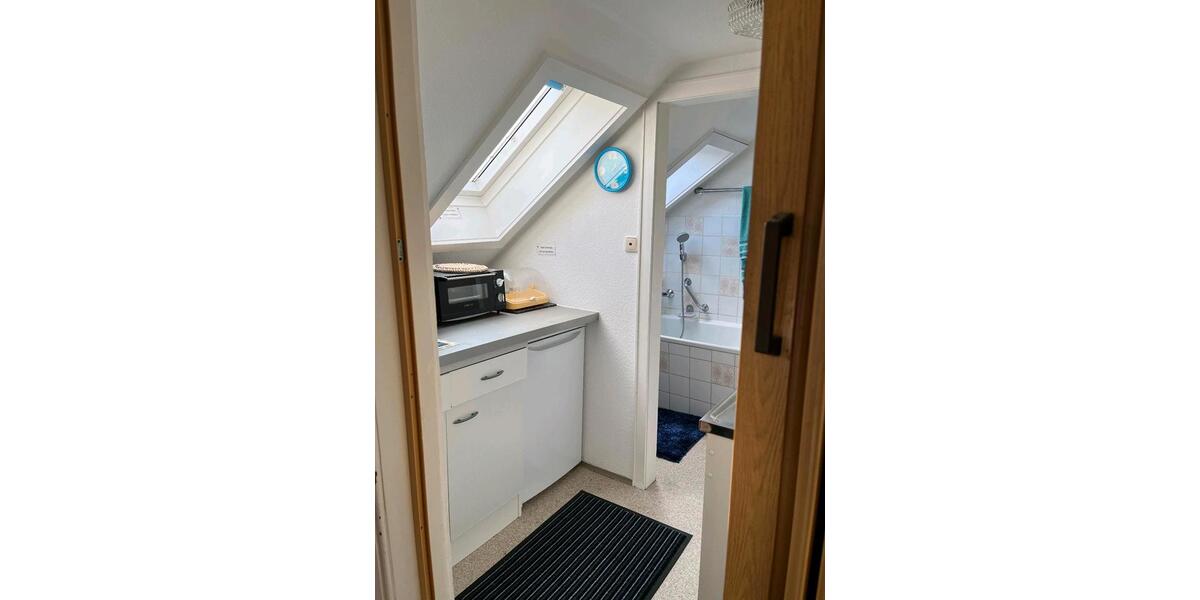 Dachgeschoßwohnung Horn-Bad Meinberg Bad Meinberg - 1 Zimmer, 25 m&sup2;, 430&euro; | Angebot:25397371