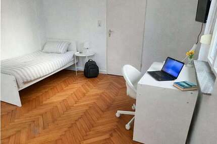 Zimmer Offenbach Westend - 599&euro; | Angebot:25231106