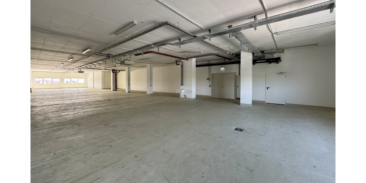 Lagerfläche ab sofort verfügbar - am Industrie- und Logistikstandort zimmer
