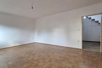 Wohnung Griesheim - 2.5 Zimmer, 80 m&sup2;, 890&euro; | Angebot:24662784
