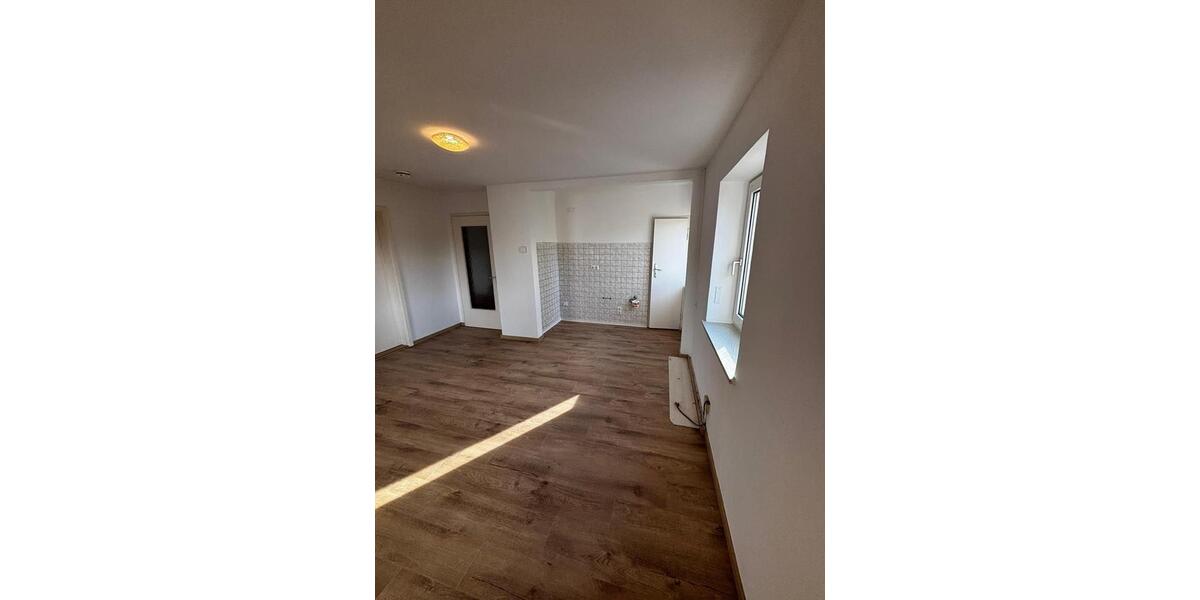 Etagenwohnung Weiden in der Oberpfalz - 2 Zimmer, 54 m&sup2;, 495&euro; | Angebot:26557039