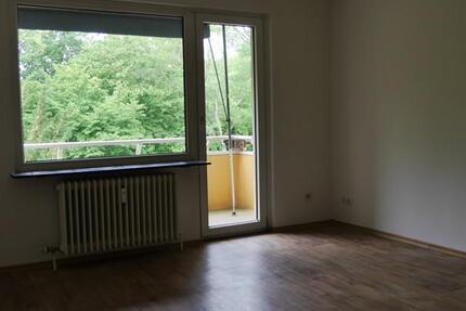 Schöne 3-Zimmer-Wohnung mit Tageslichtbad und Balkon in Hanau-Großauheim zu vermieten