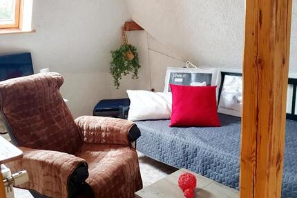 1 Raum Appartement im Dachgeschoss zimmer