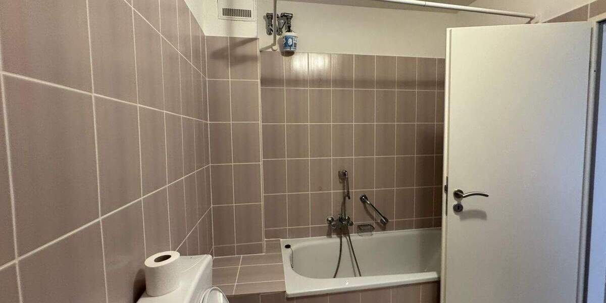 Reihenmittelhaus Binsfeld - 4 Zimmer, 122 m&sup2;, 979&euro; | Angebot:25693100